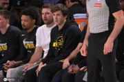 湖人官方：里夫斯确定将缺战季后赛首轮湖人VS火箭G4